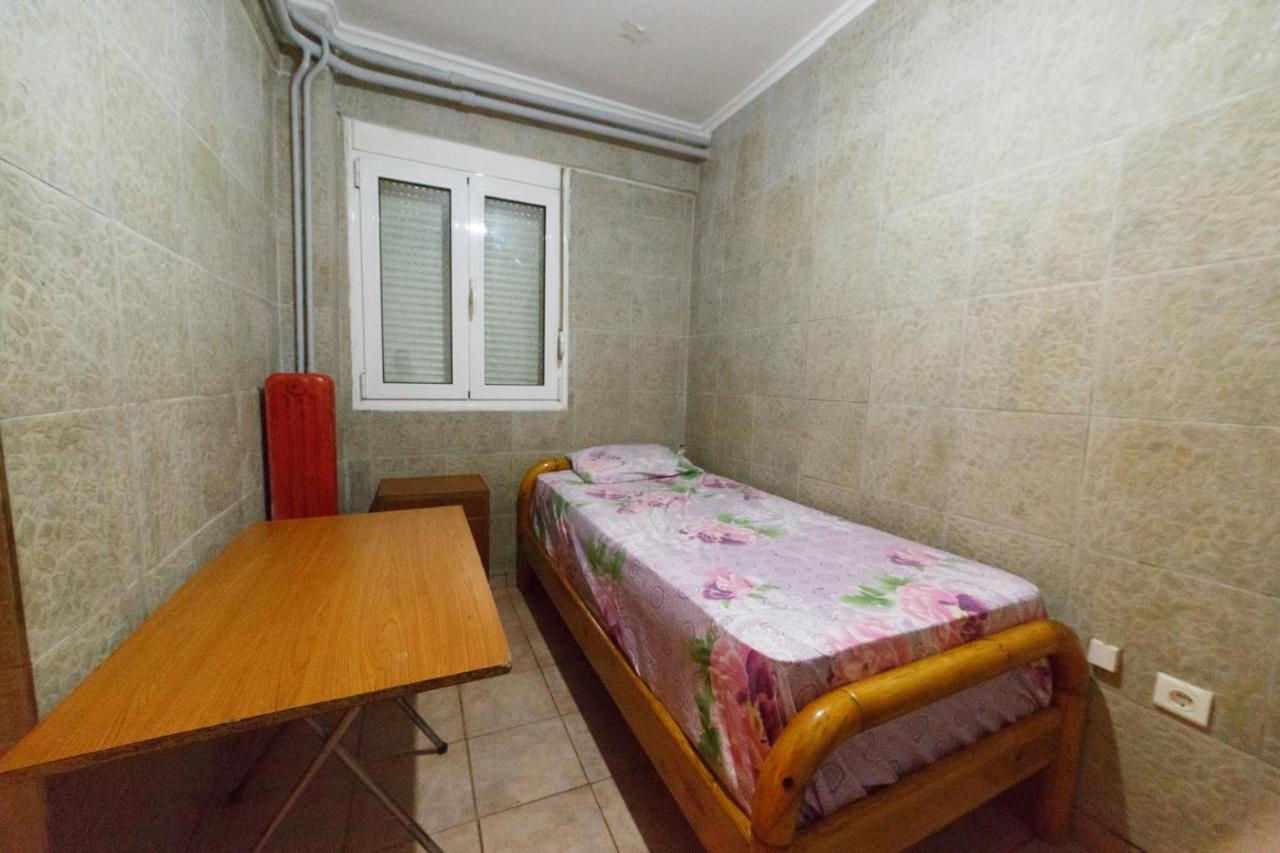 Private Flat For 2 Or 3 With Back Yard Near Exarhia Square And Archaelogical Museum Leilighet Athen Eksteriør bilde